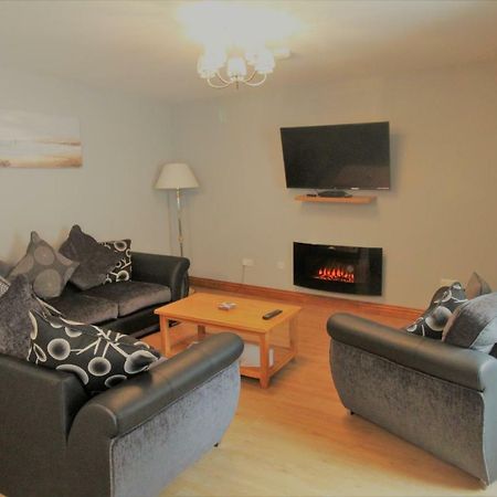Rose Coach House Villa เพนไดน์ ภายนอก รูปภาพ